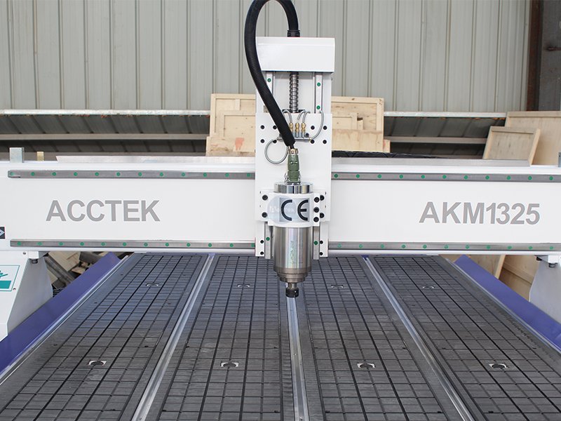 The mechanical properties of the engraving machine and the factors affecting the engraving